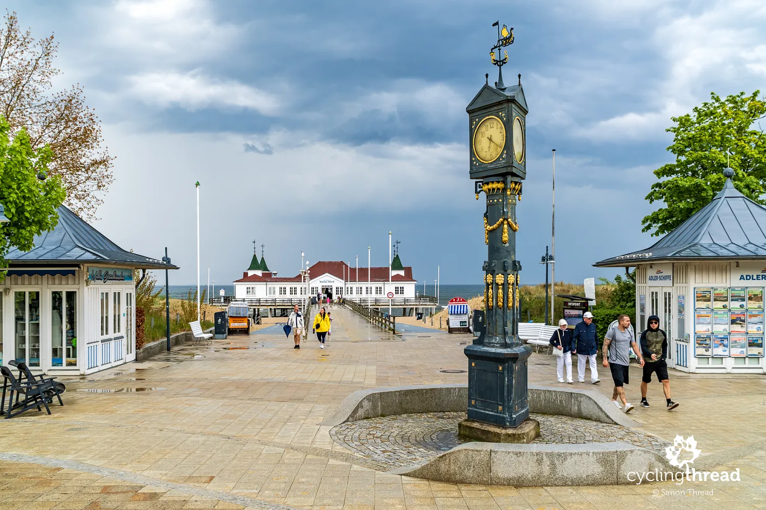 Ahlbeck - the pier and the iconic clock