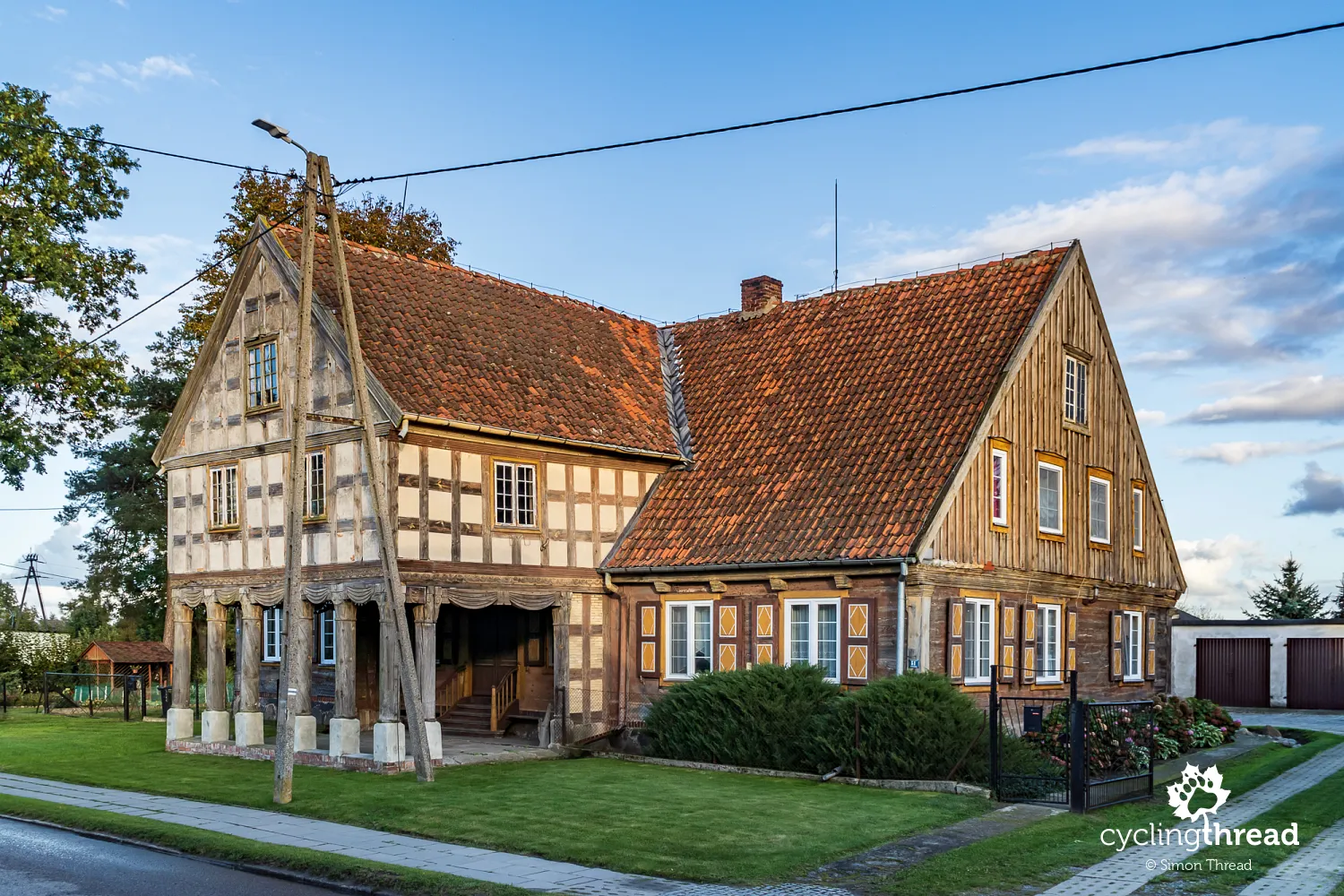 Arcaded house in Nowa Kościelnica