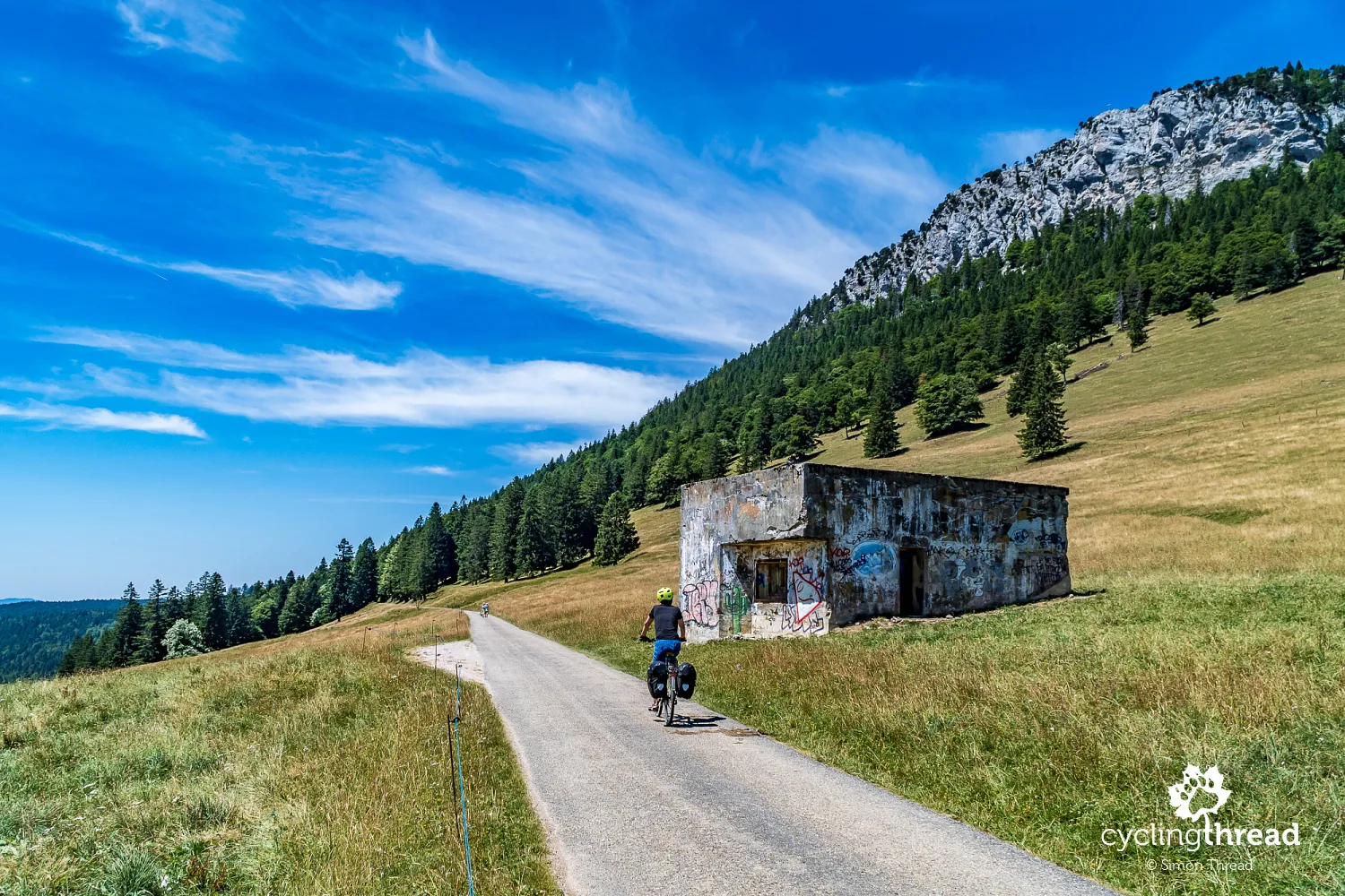 Climbing toward Col de l'Aiguillon Pass