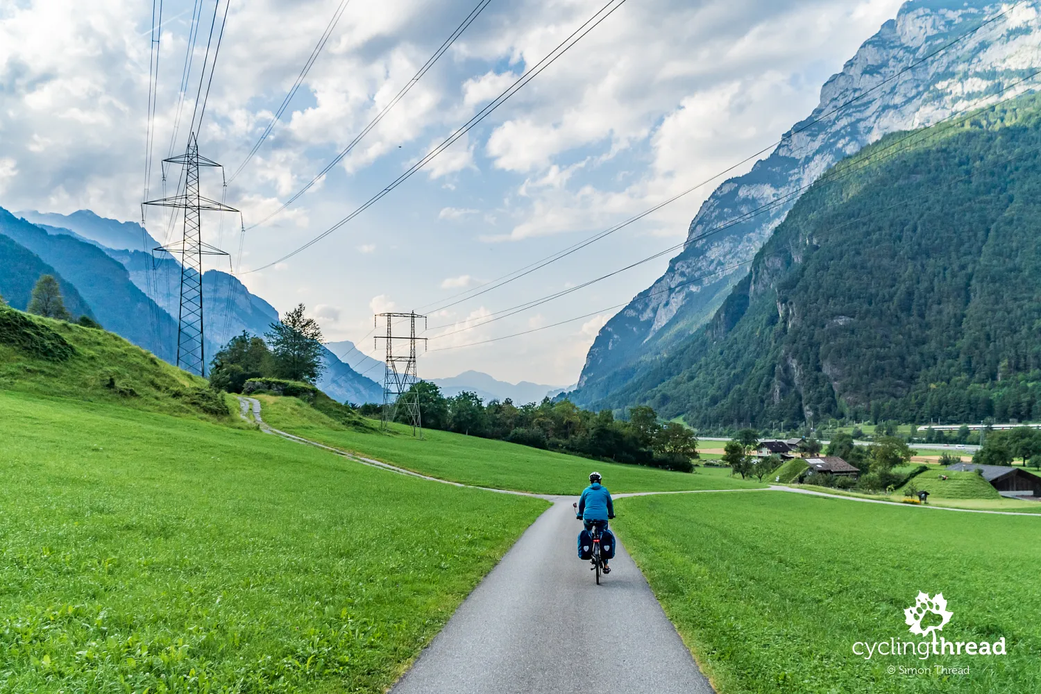 Cycling along the Reuss River before Flüelen