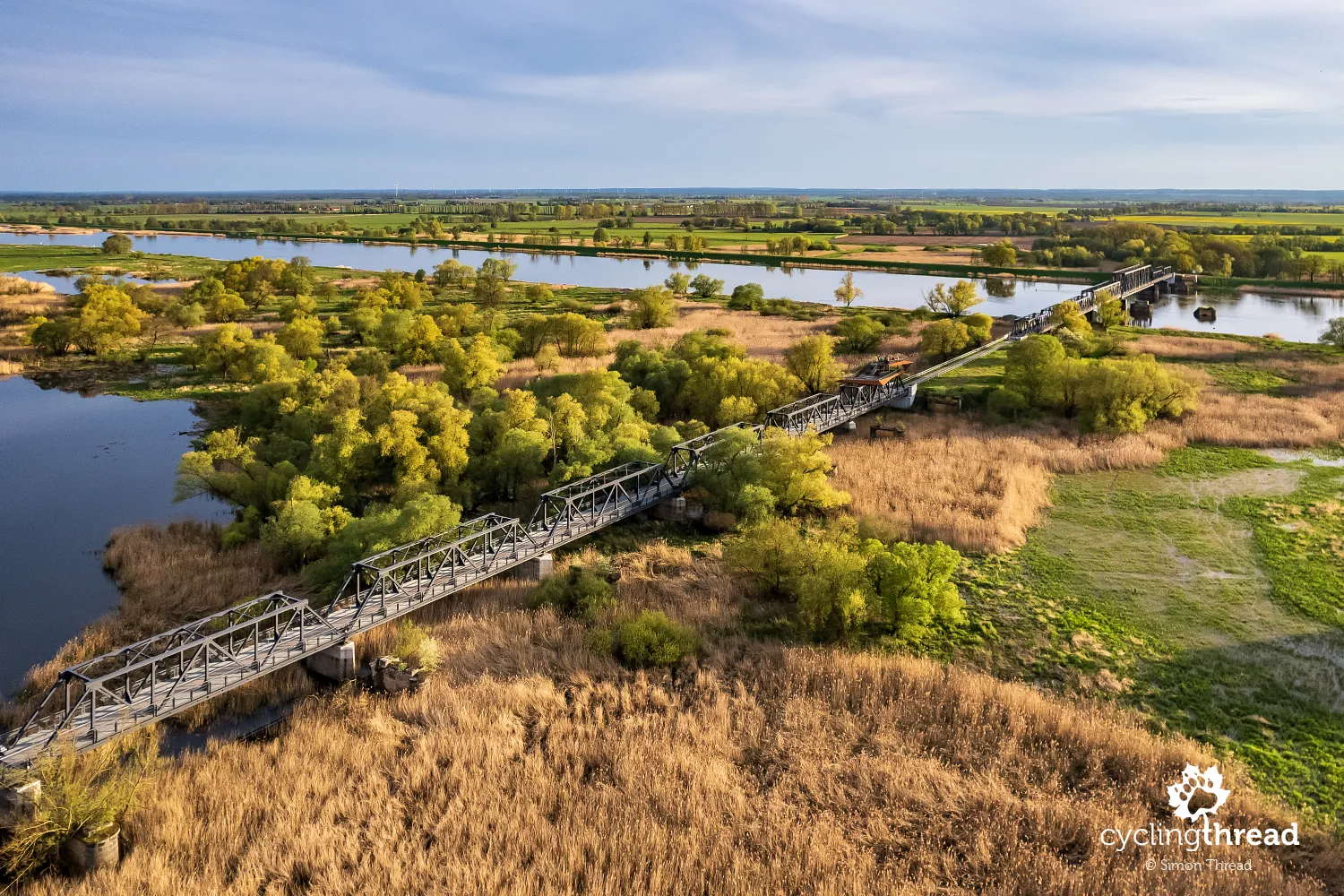 Cycling bridge by the Oder in Siekierki