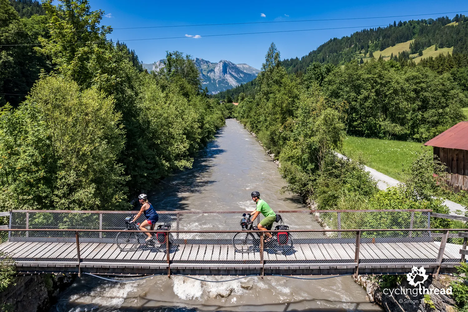 Cycling bridge on the Lakes Route