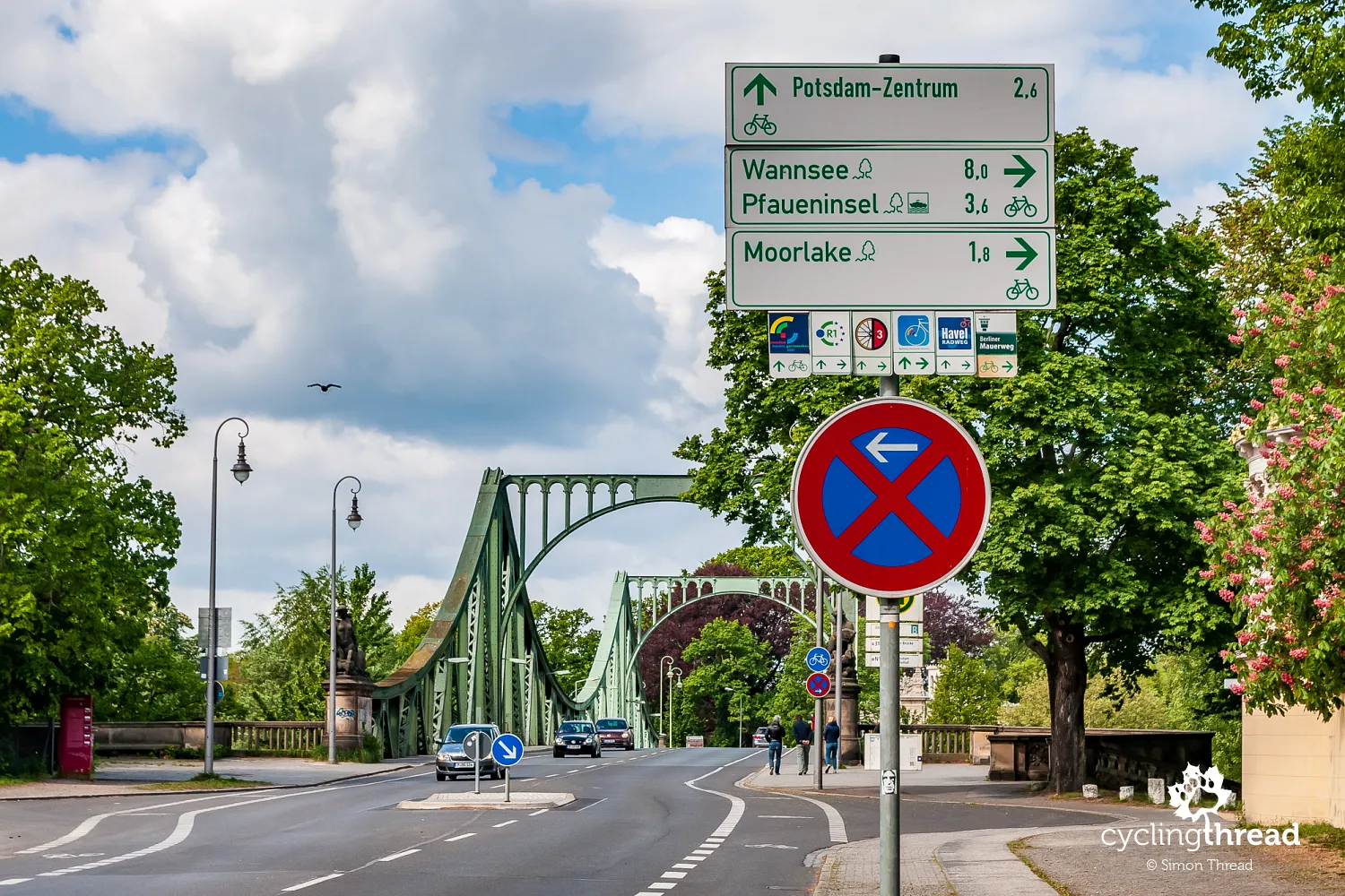 Cycling routes on Glienicke Bridge
