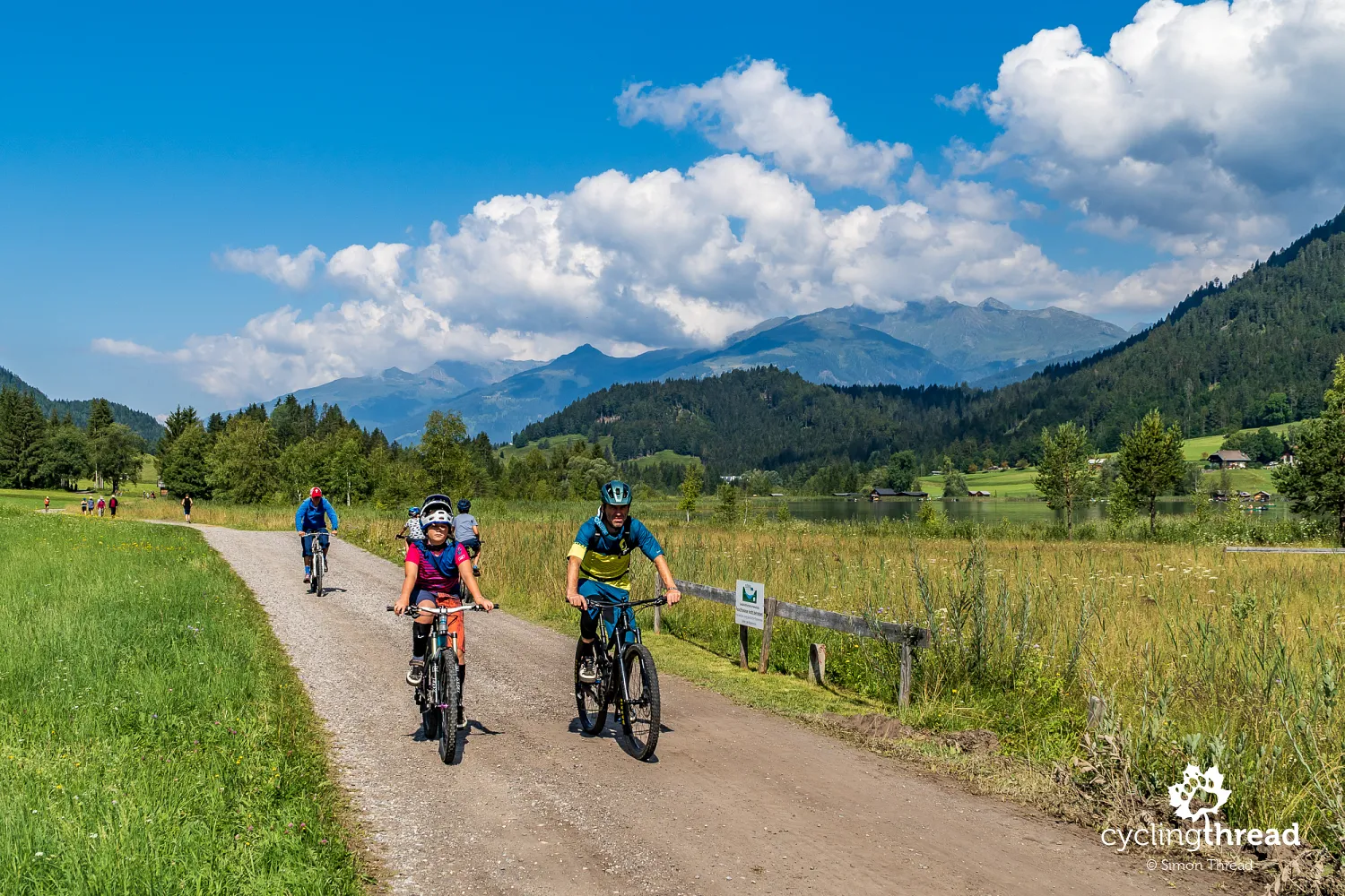 Cycling routes on Lake Weißensee in Austria