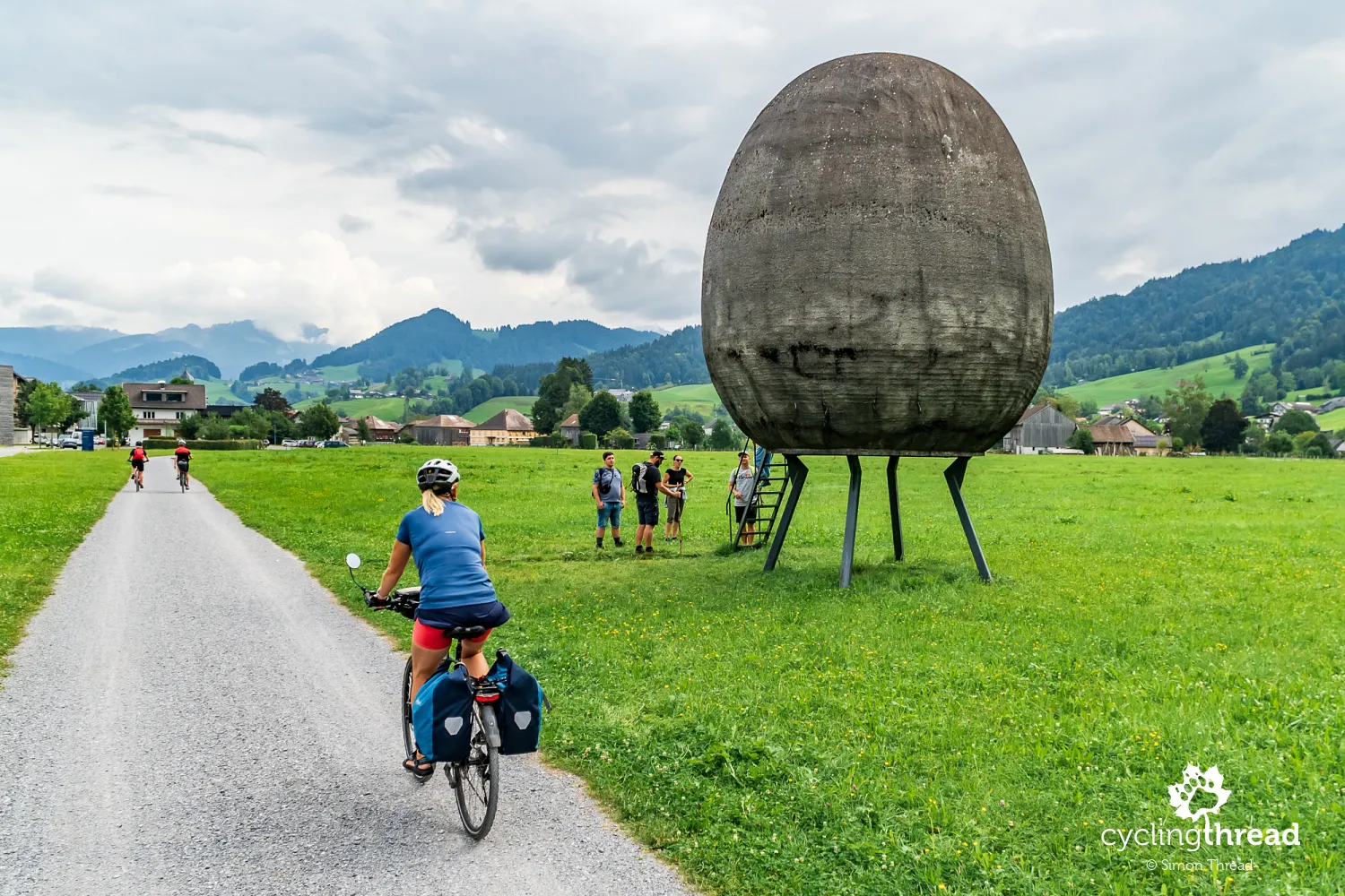Egg in Andelsbuch, modern sculpture