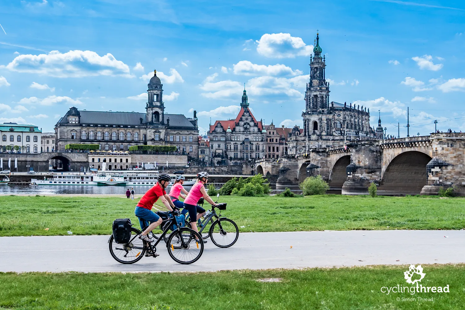 The Elberadweg in Dresden