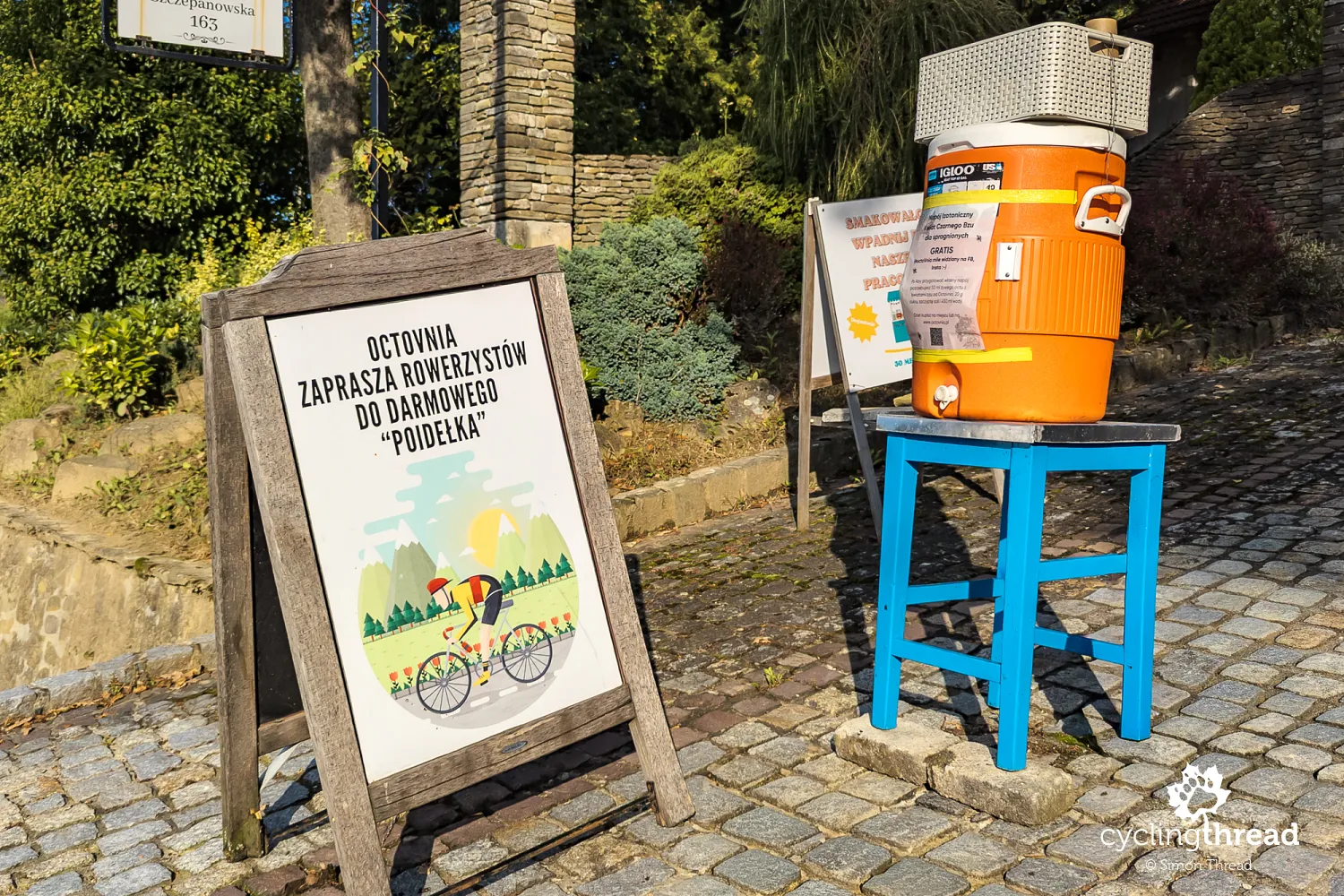 A free isotonic drink from a natural vinegar factory