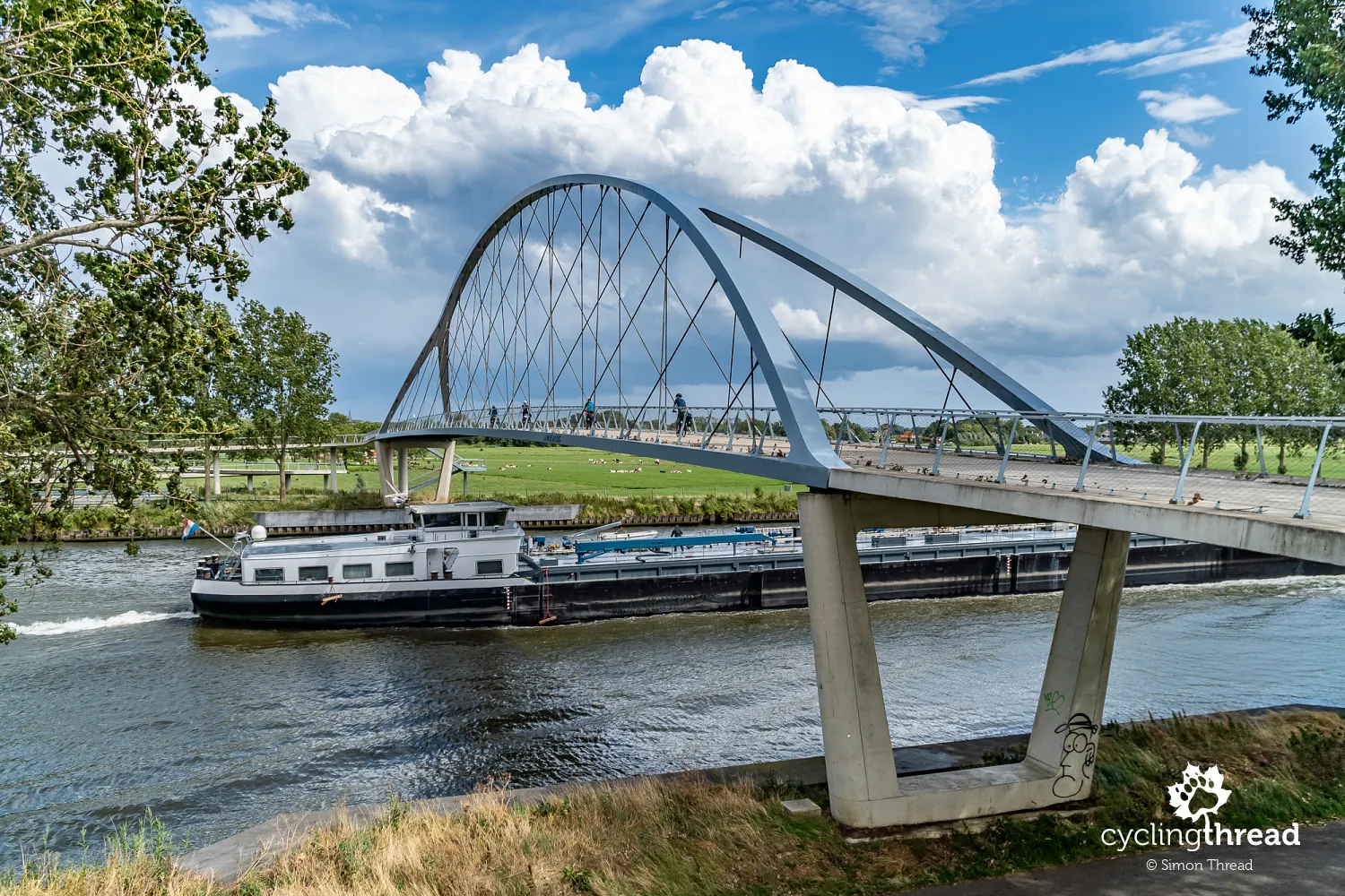 Liniebrug over the Amsterdam-Rhine Canal