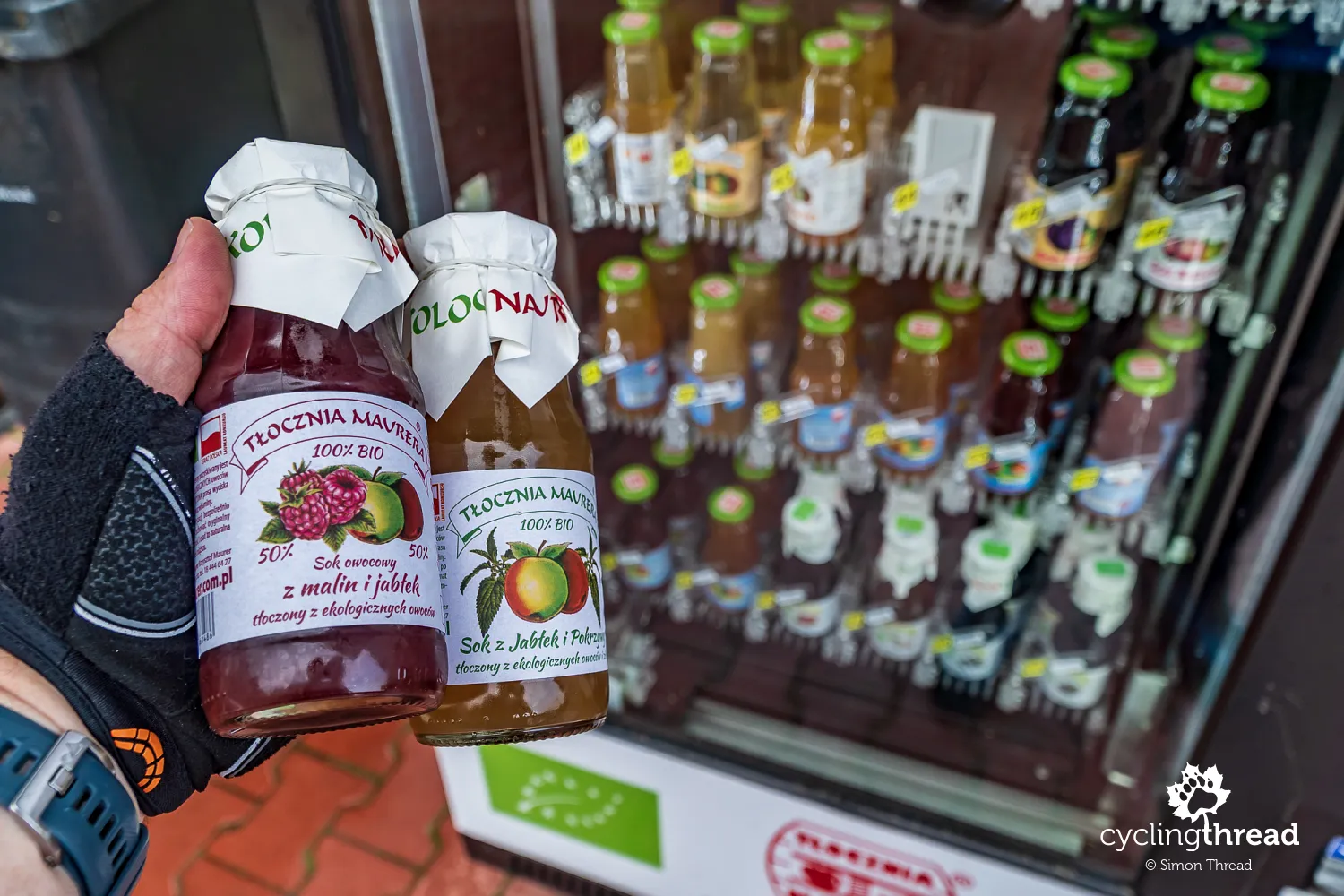 Local juice from a vending machine along the Dunajec route