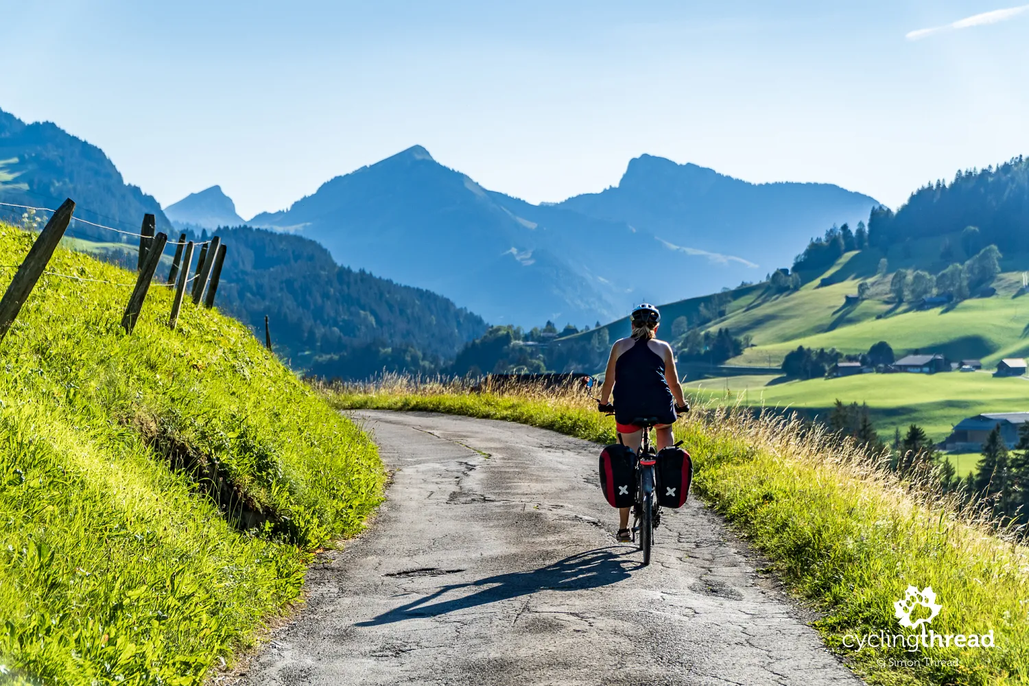 The national cycling Lakes Route in Switzerland