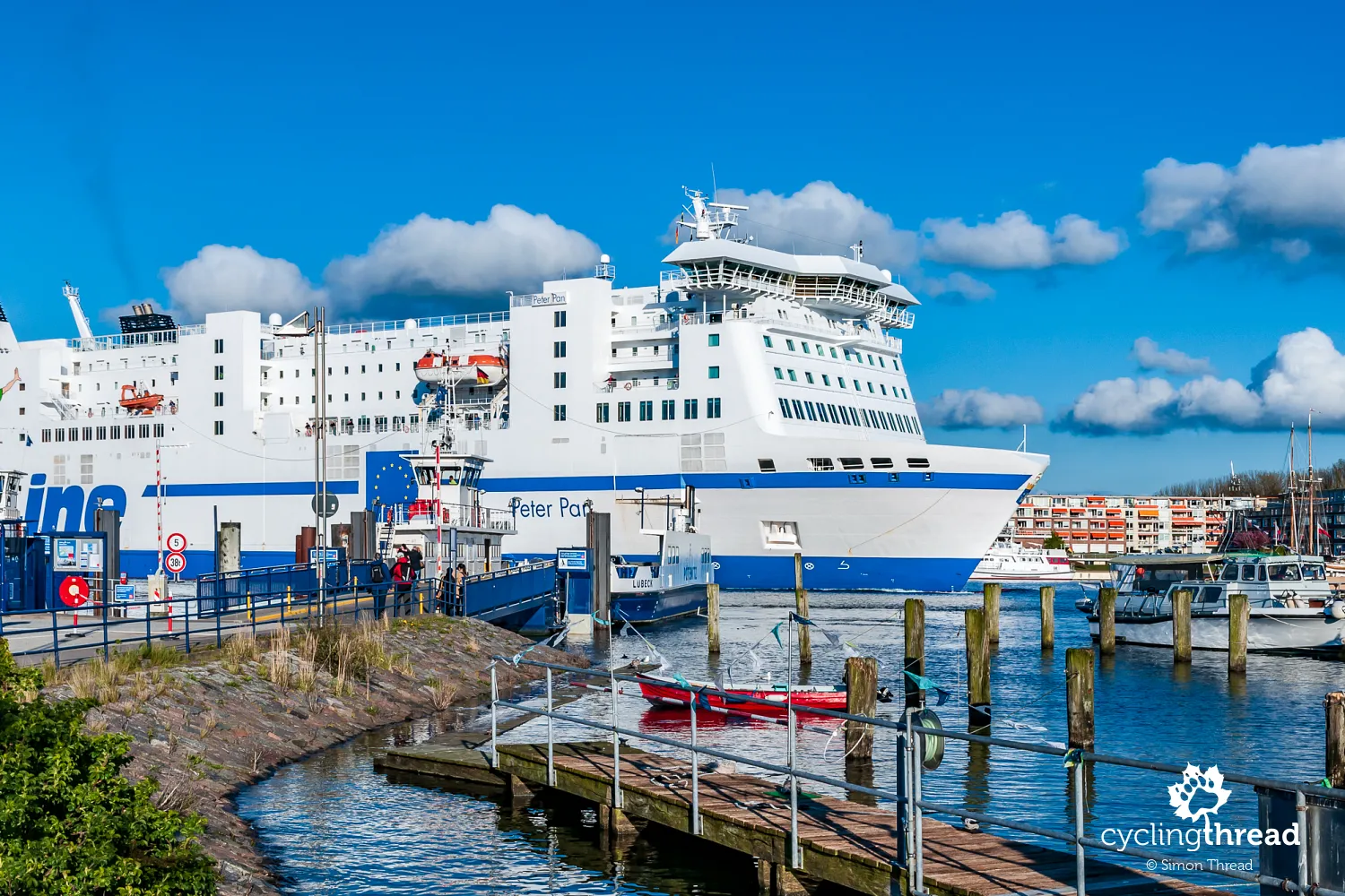 Peter Pan sailing into the port of Rostock