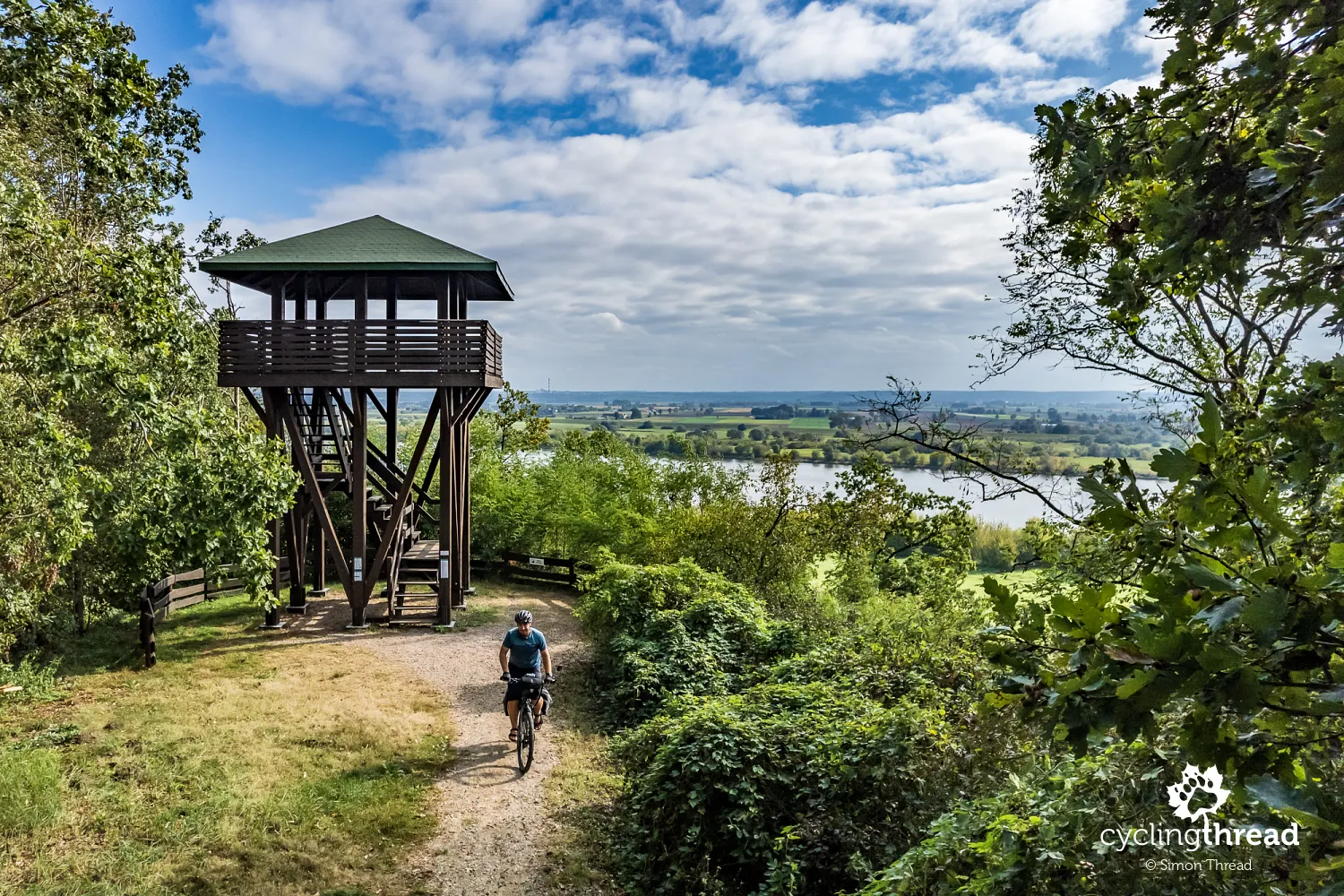 Scenic shelter in Wiosło Duże nature reserve