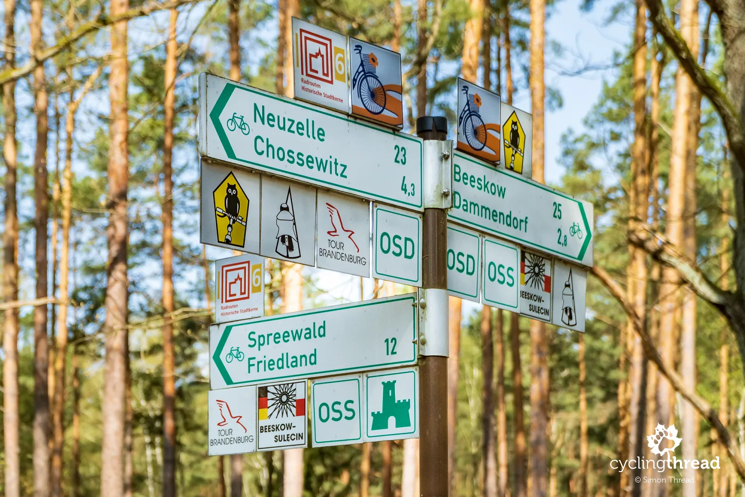 Unified system of route signage in Germany